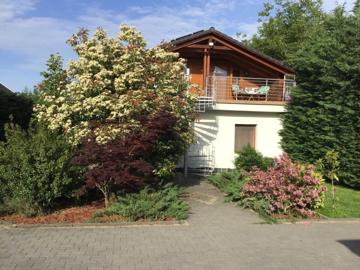Dravecz Apartman Balatonlelle Buitenkant foto
