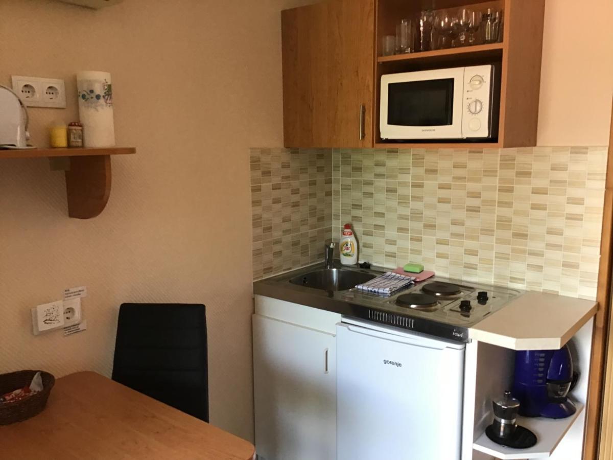 Dravecz Apartman Balatonlelle Buitenkant foto