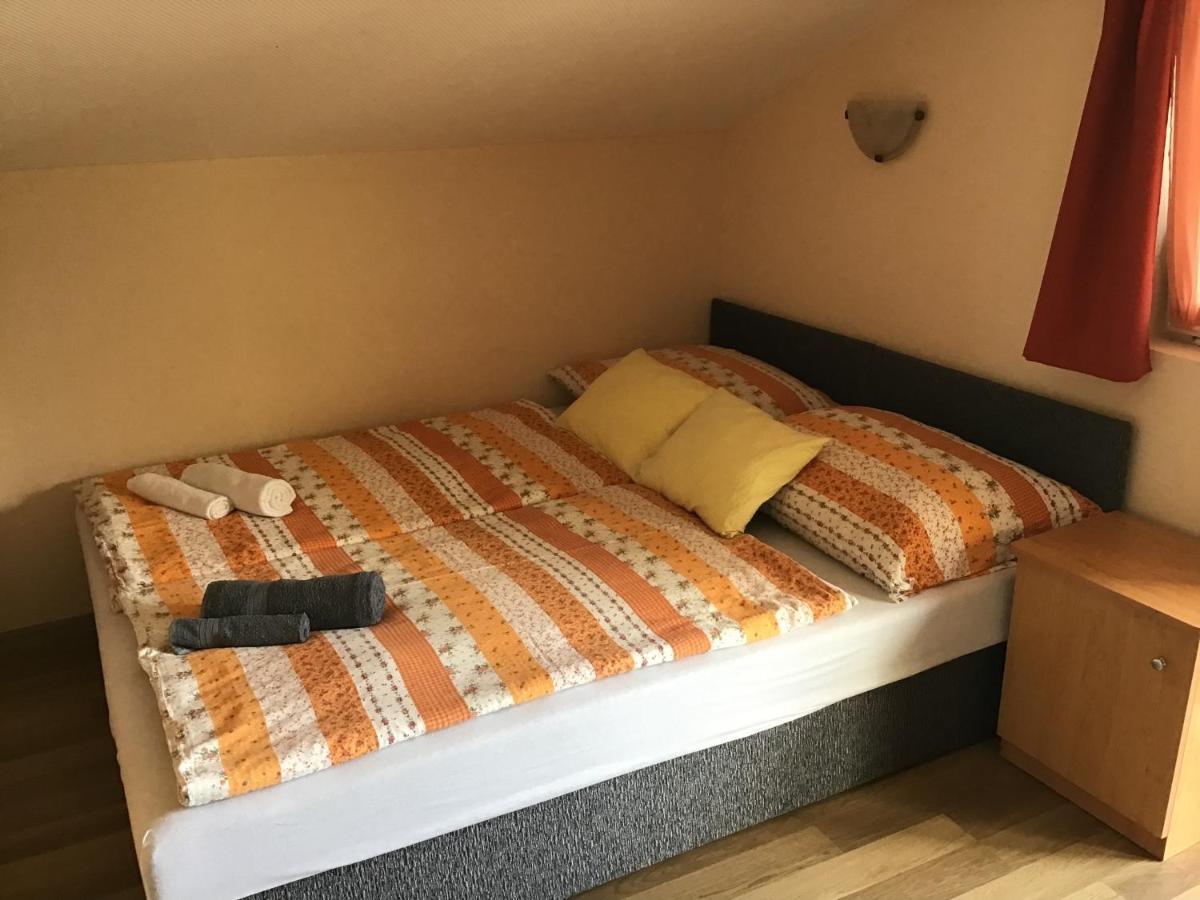 Dravecz Apartman Balatonlelle Buitenkant foto